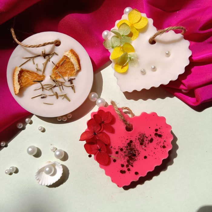Decor D style Fragrance Sachets & Wardrobe Fresheners for Clothes (Set of 3) Candle